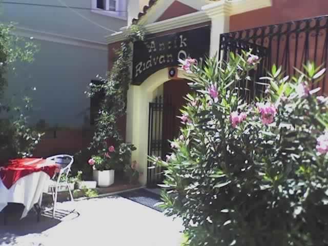 Antik Ridvan Hotel Çeşme Εξωτερικό φωτογραφία